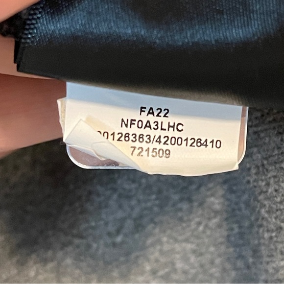 The North Face Womens Tech quarter zip grey M - Picture 7 of 8